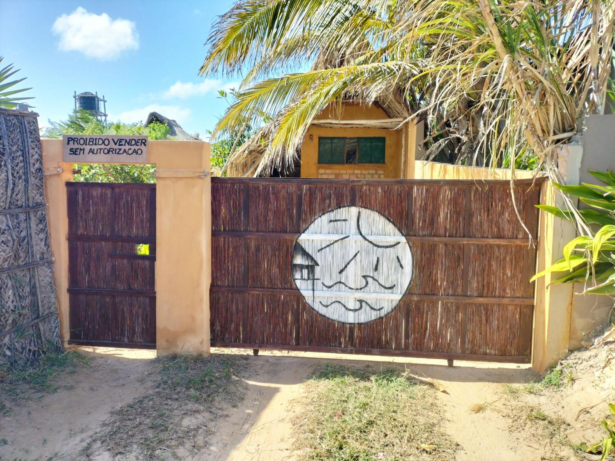 Tofinho Beach House Apartments Inhambane Ngoại thất bức ảnh